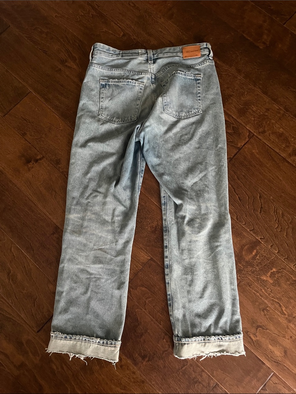 AG Adriano Goldschmied Light Blue Distressed Cropped Jeans - Picture 2 of 5